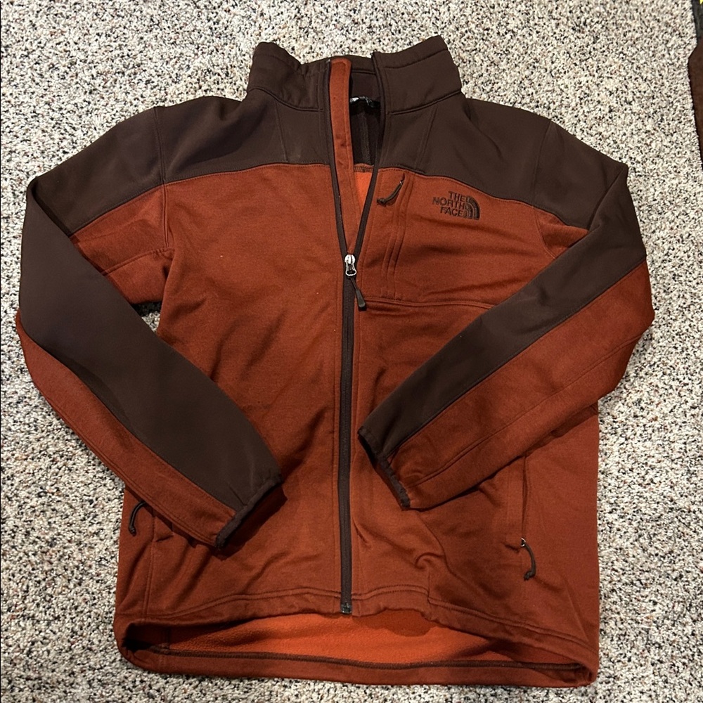 The North Face Men's Two-Tone Brown and rust Performance Jacket